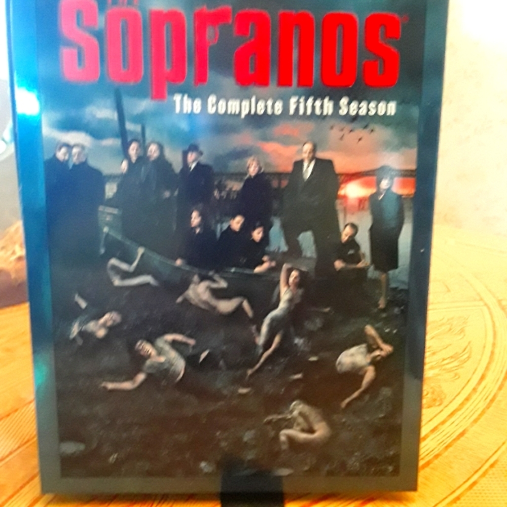 Soprano's  complete 5th Season DVD collection